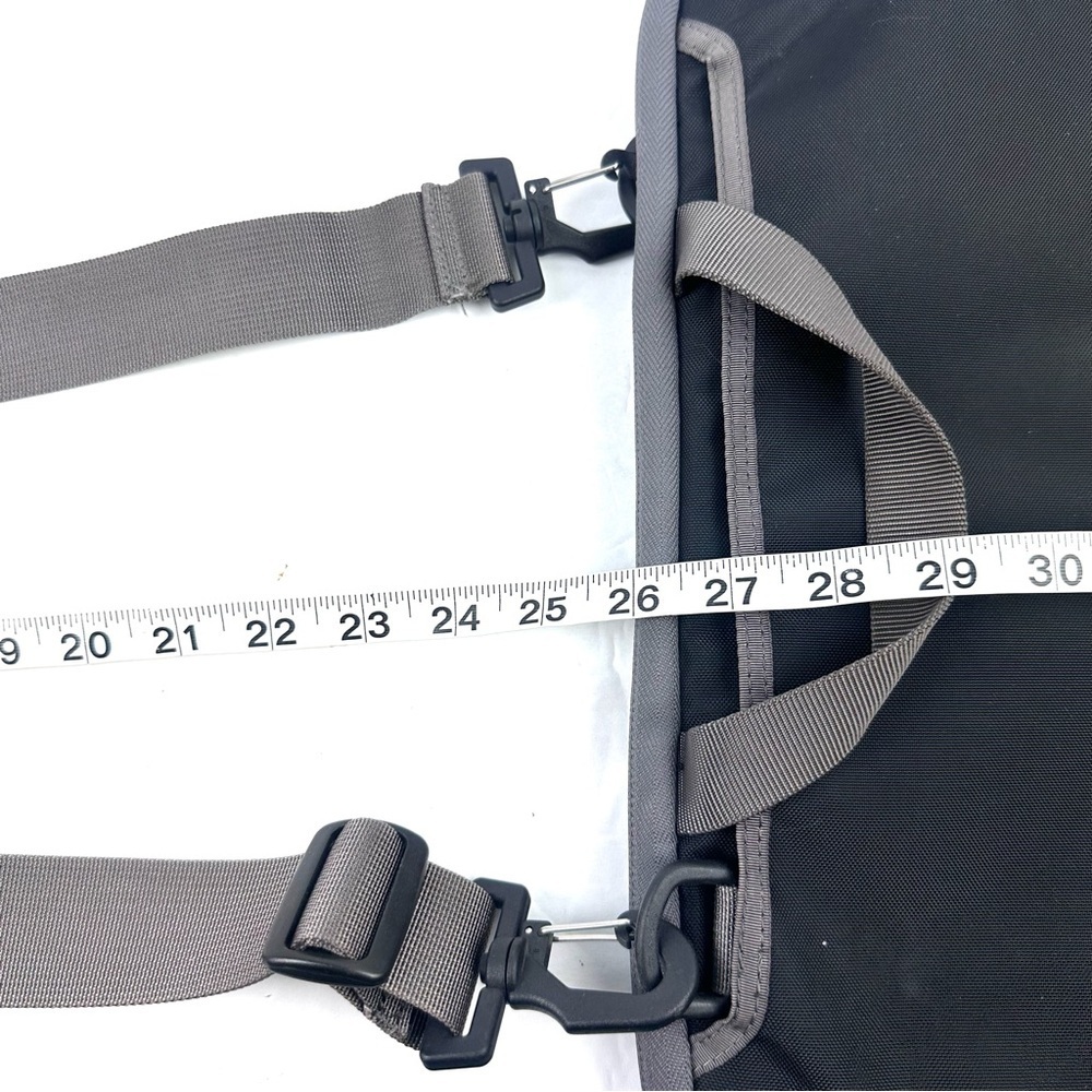 Timbuk2 Quickie Sleeve Crossbody Bag Laptop iPad Case Canvas Unisex - Picture 10 of 10